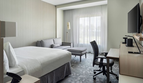 Suite, 1 cama de matrimonio grande con sofá cama, no fumadores (Hearing Accessible)