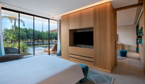 Suite ejecutiva, 1 cama de matrimonio grande, acceso a la piscina