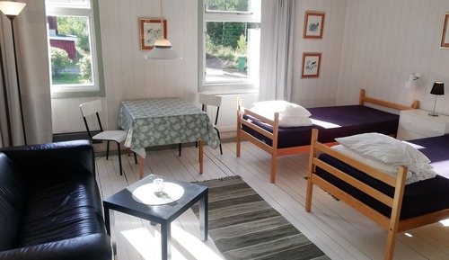 Cabin, 2 Twin Beds, Private Bathroom, Garden View