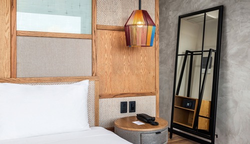 aloft, Habitación, 1 cama de matrimonio grande, no fumadores, vistas a la ciudad