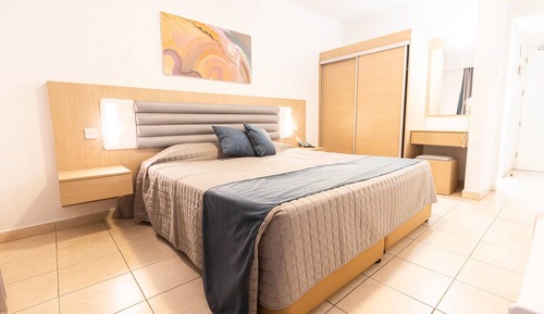 Apartamento clásico, vistas al mar