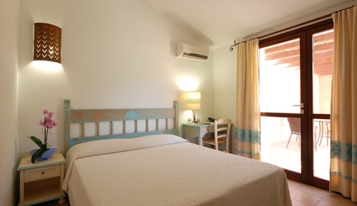 Habitación estándar con 1 cama doble o 2 individuales