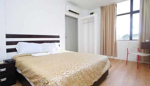 Standard Double - 01 Queen Bed