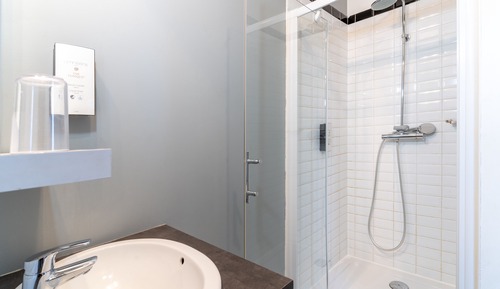Habitación clásica doble, 1 cama de matrimonio, no fumadores, vistas a la ciudad