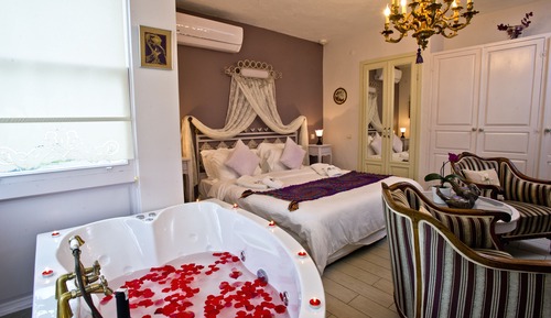 Suite de luna de miel, 1 cama de matrimonio grande, chimenea, vistas al jardín