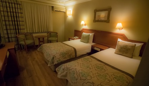 Habitación cuádruple estándar