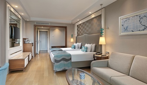 Family Suite (Main Building)