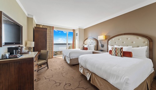 Luxury Riverview 2 Queens