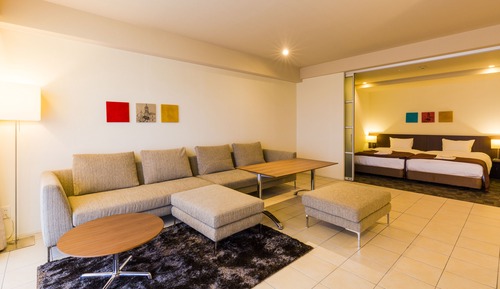 Habitación cuádruple Deluxe, fumadores (High Floor)