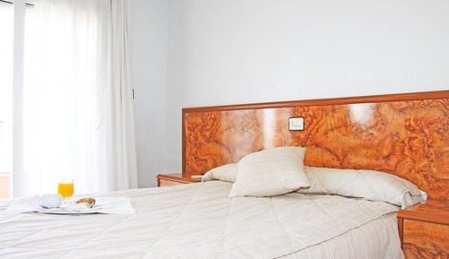 Habitación con 1 cama doble o 2 individuales