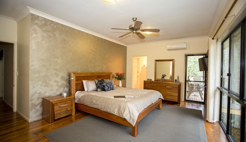 Habitación superior, 1 habitación, no fumadores, balcón (No Pets)