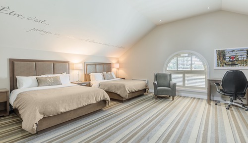 Suite estudio familiar, 2 camas de matrimonio, cocina básica