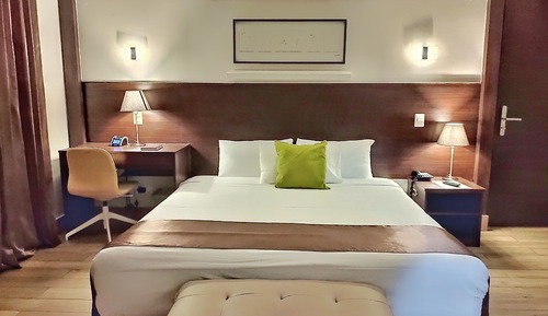 Habitación superior, 1 cama de matrimonio grande