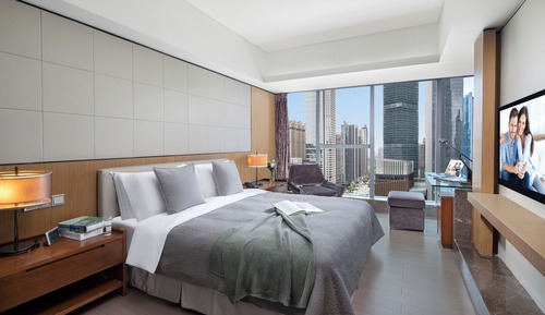 Apartamento ejecutivo, 2 habitaciones, cocina, vistas a la ciudad