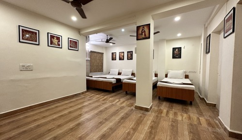 Habitación cuádruple Confort, varias camas