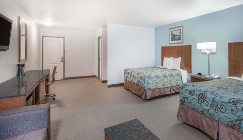 Suite estudio, 2 camas de matrimonio, no fumadores