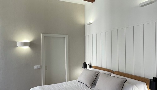 Deluxe Double Room, Balcony, City View Reformada