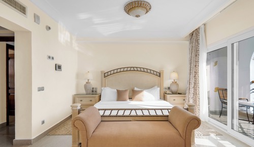 Habitación superior, varias camas, vistas al mar (Luxor Villa)