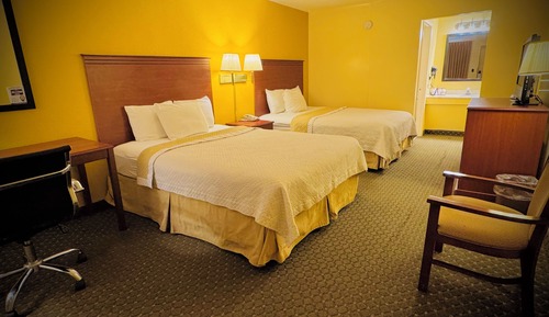 Habitación tradicional doble, 2 camas de matrimonio, accesible para personas con discapacidad