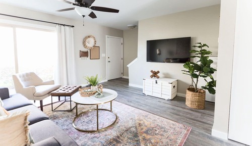 Estudio (2 Bedrooms)