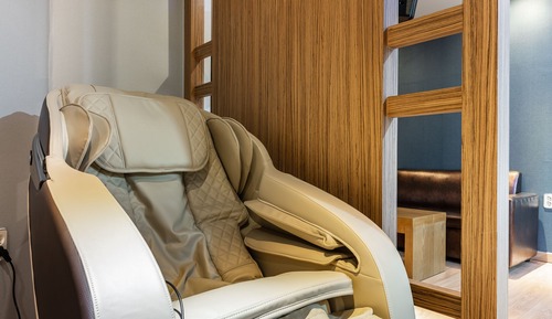 Habitación triple Premium (Styler + Air Purifier + Massage Chair)