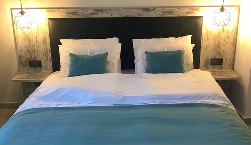 Habitación estándar con 1 cama doble o 2 individuales, 1 cama doble o 2 individuales