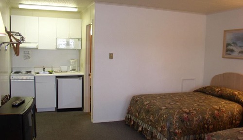 Estudio estándar, 2 camas dobles, cocina básica