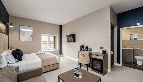 Suite, baño privado (Navy )