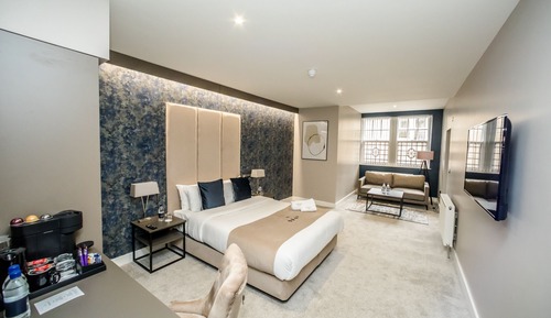 Suite estándar, baño privado (Noir )