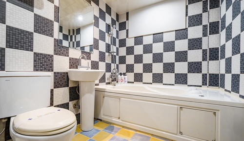 Room (Comfortable Room  (High-end game pc N)