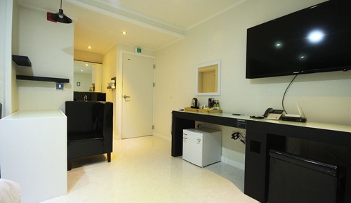 Room (Twin-Double Single (System Air Condit)