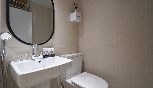 Room (Deluxe (parking required in advance))