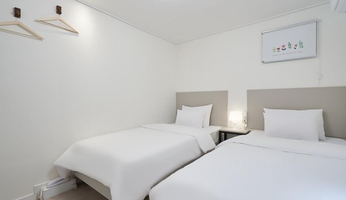 Room (Deluxe Twin (parking required in adva)