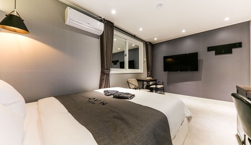 Room (Special Room (Netflix2PC))