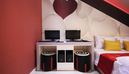 Room (Special Room MOVIE - Movie Room (Netf)