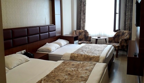 Habitación cuádruple económica