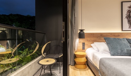 Habitación M Estándar con balcón