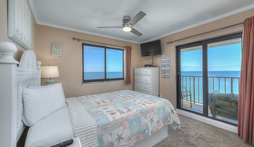 Apartamento, 2 habitaciones, balcón, vistas al mar (Renaissance Tower 2001)