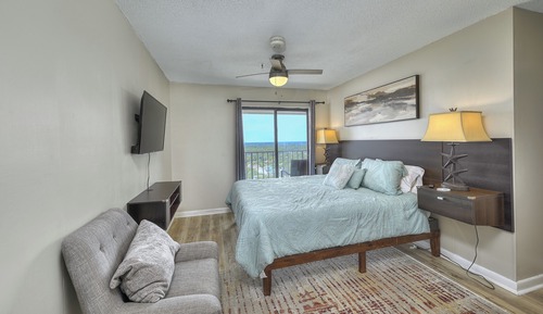 Apartamento, 2 habitaciones, balcón, vistas al mar (Renaissance Tower 2110)