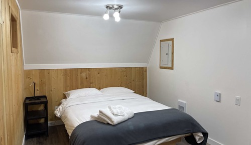 Standard Chalet, Accessible