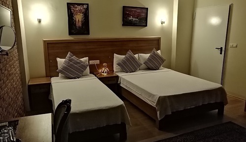 Habitación triple Deluxe, no fumadores, vistas a la montaña