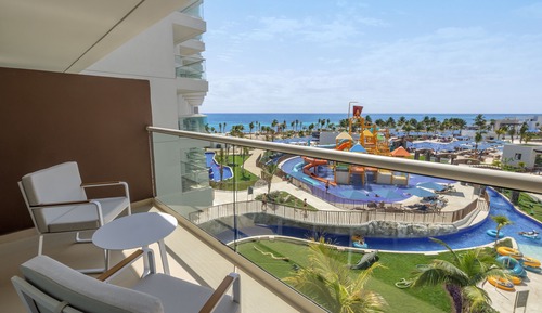 Two Bedroom Luxury Junior Suite Ocean View Diamond Club