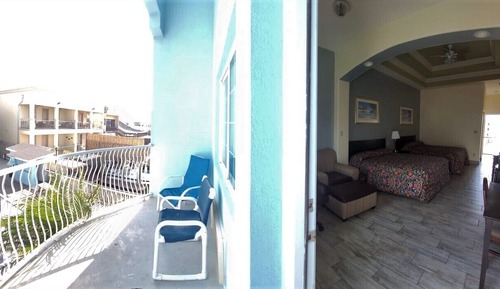 Habitación, 2 camas de matrimonio, balcón, vistas a la piscina