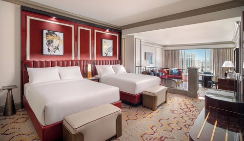 Newly Remodeled Luxury Two Queen Suite with Prestige Club Lounge Access