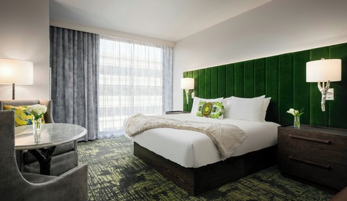 Habitación, 1 cama de matrimonio grande (Mobility Accessible, Tub)