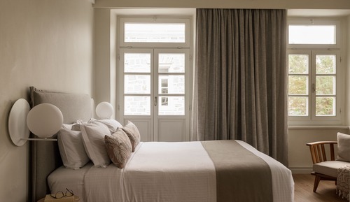 Suite estudio de luna de miel, vistas a la ciudad, en esquina