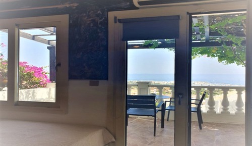 Villa, 3 habitaciones, fumadores, balcón