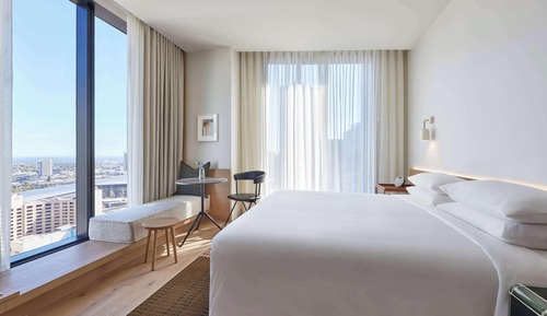 Habitación Deluxe, 1 cama de matrimonio grande, vistas a la ciudad