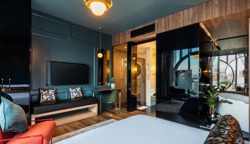 Luxury Penthouse - City Views