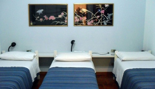 Apartamento familiar, 1 habitación, cocina, vistas al jardín